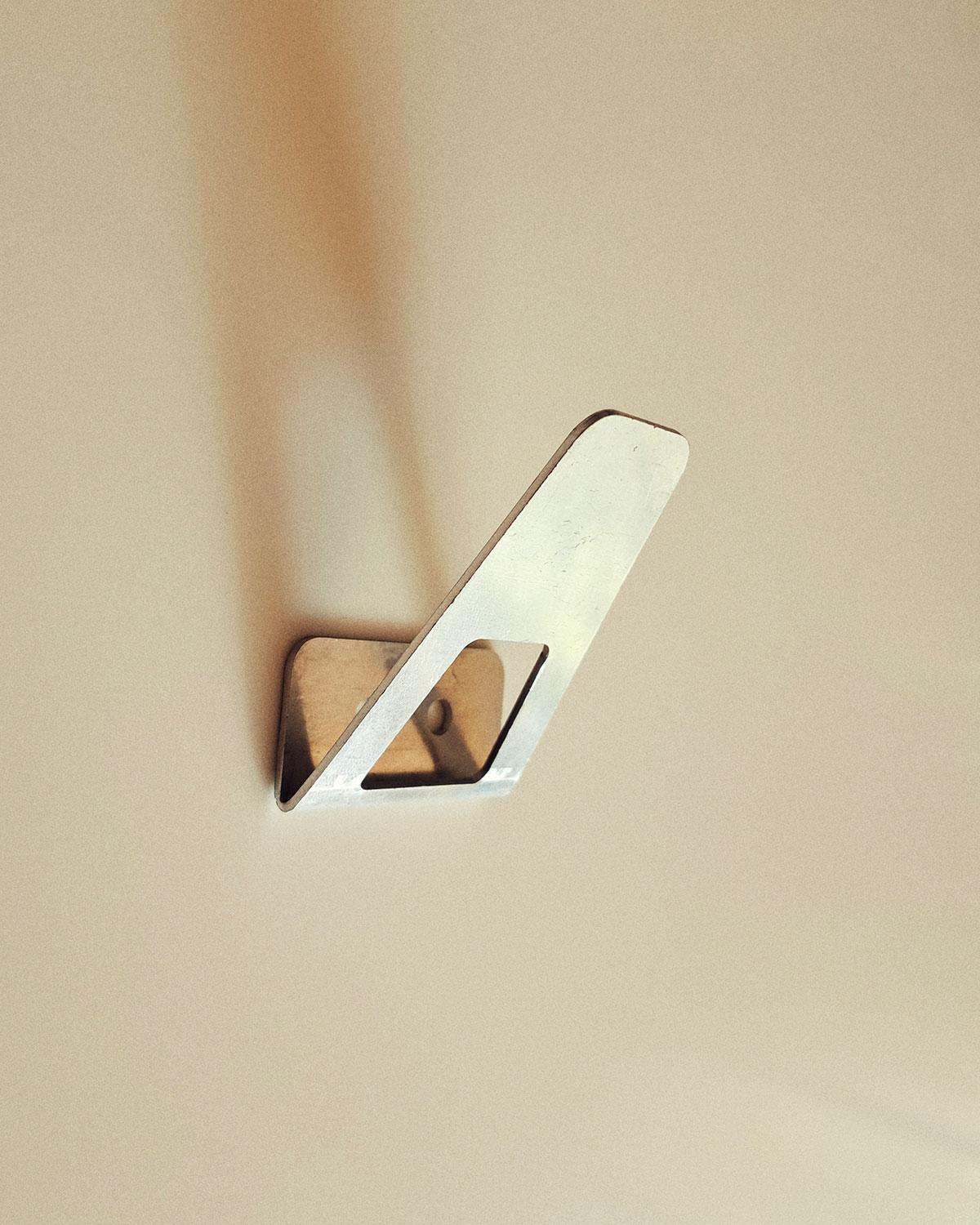 Aluminium hook