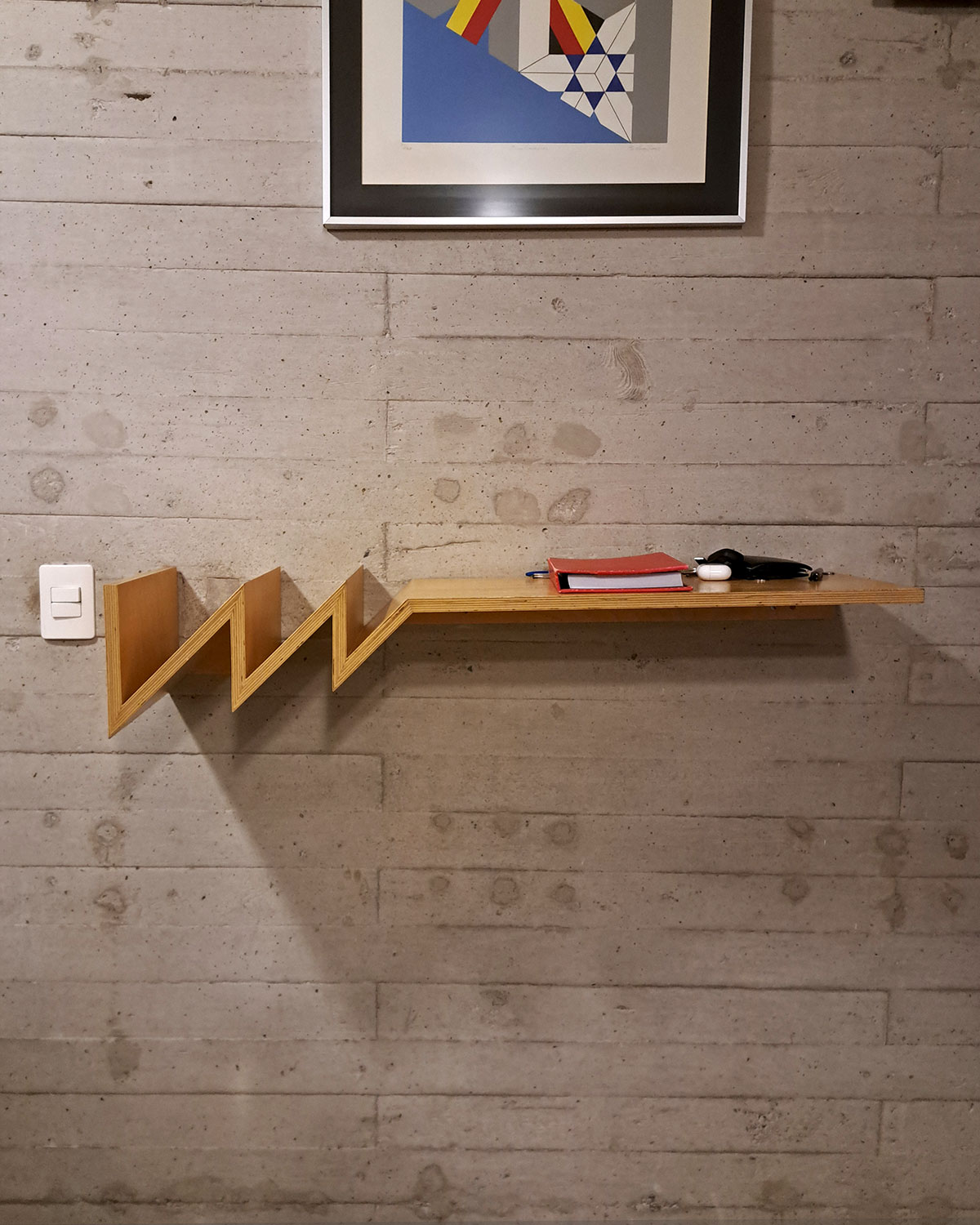 \/\/____ shelf