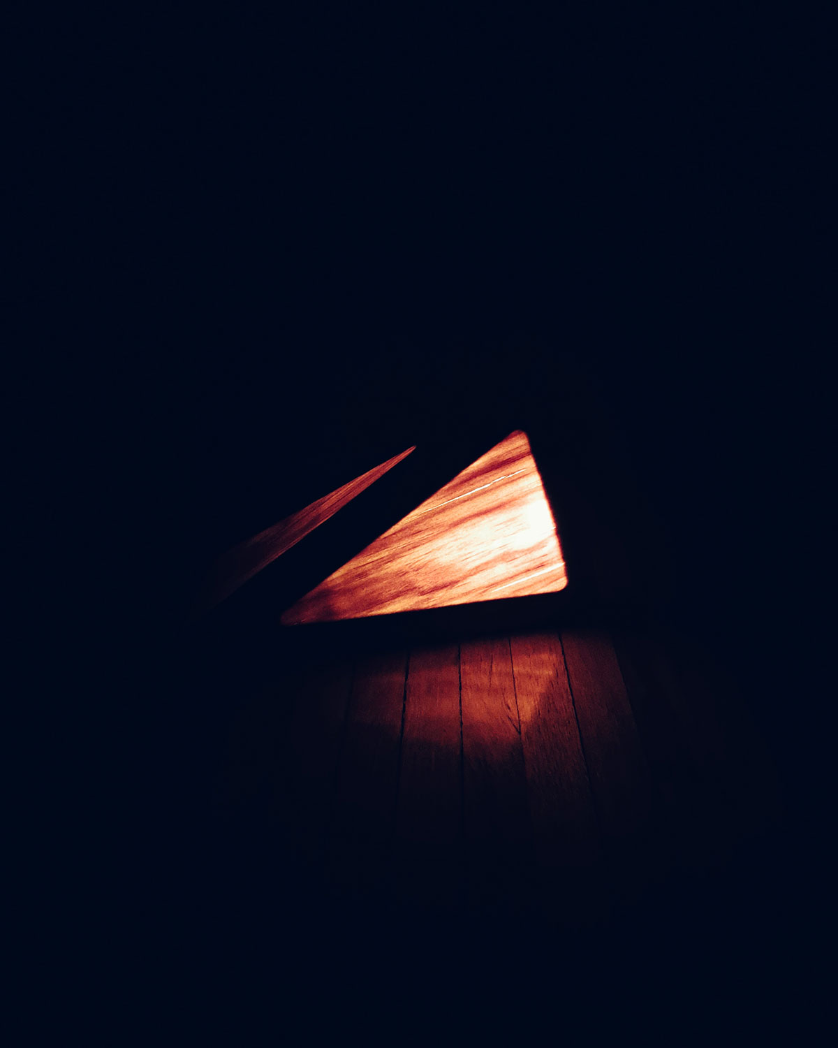 Wood veneer lamp