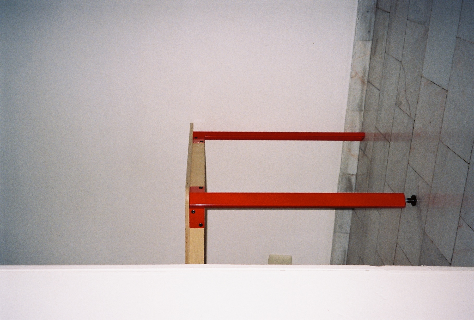 D____________n table