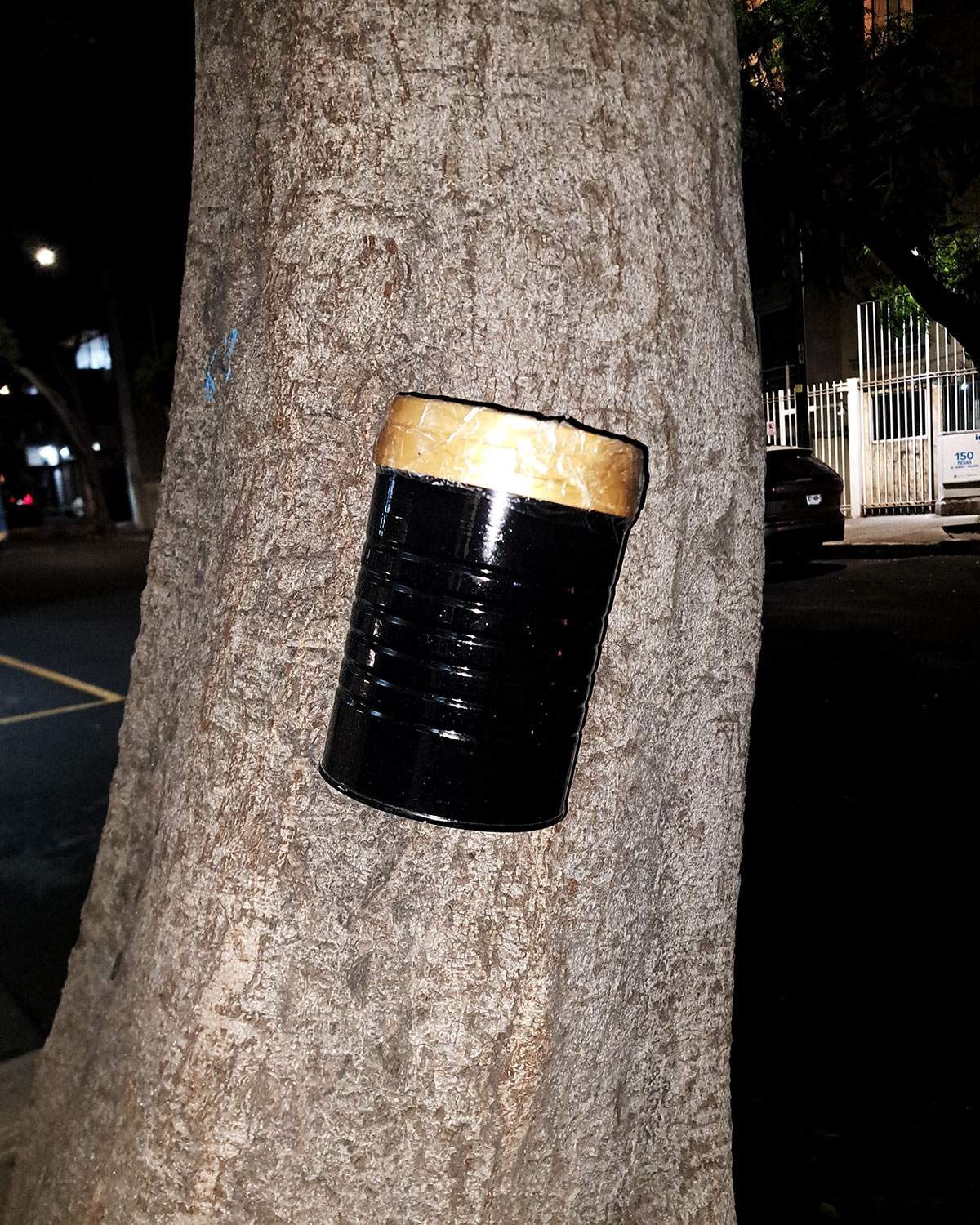 Public DIY ashtrays